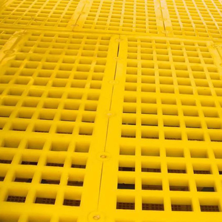 使用我们公司的聚氨酯筛板